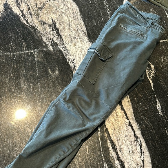 Low rise stretch cargo pants - Picture 1 of 3